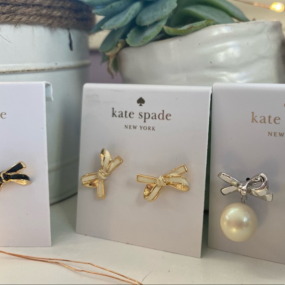 BRAND NEW Gold and Cream Kate Spade Bow Earrings - Picture 2 of 3